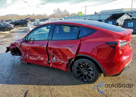 2022 Tesla Model Y из США, поврежденный, VIN 7SAYGDEE3NF412273